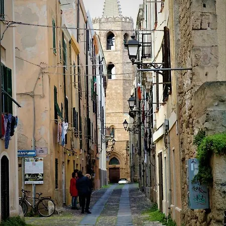 Claudia's 2 Apartment