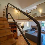 Apartamento Claudia's 2 *
