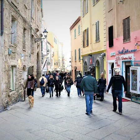 Claudia's 2 Apartment *